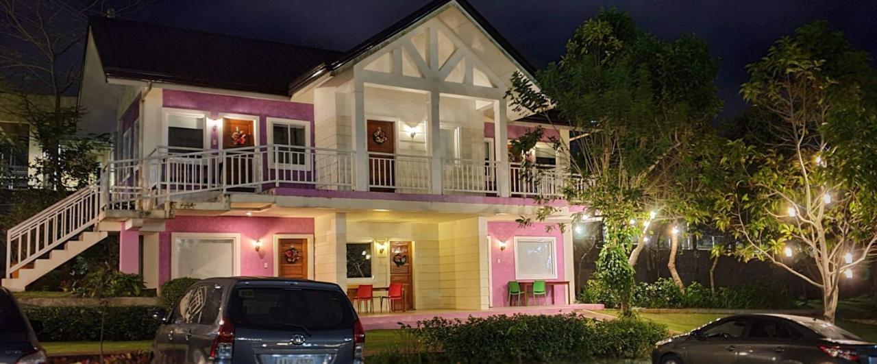 The Carmelence Lodge Tagaytay City Ngoại thất bức ảnh
